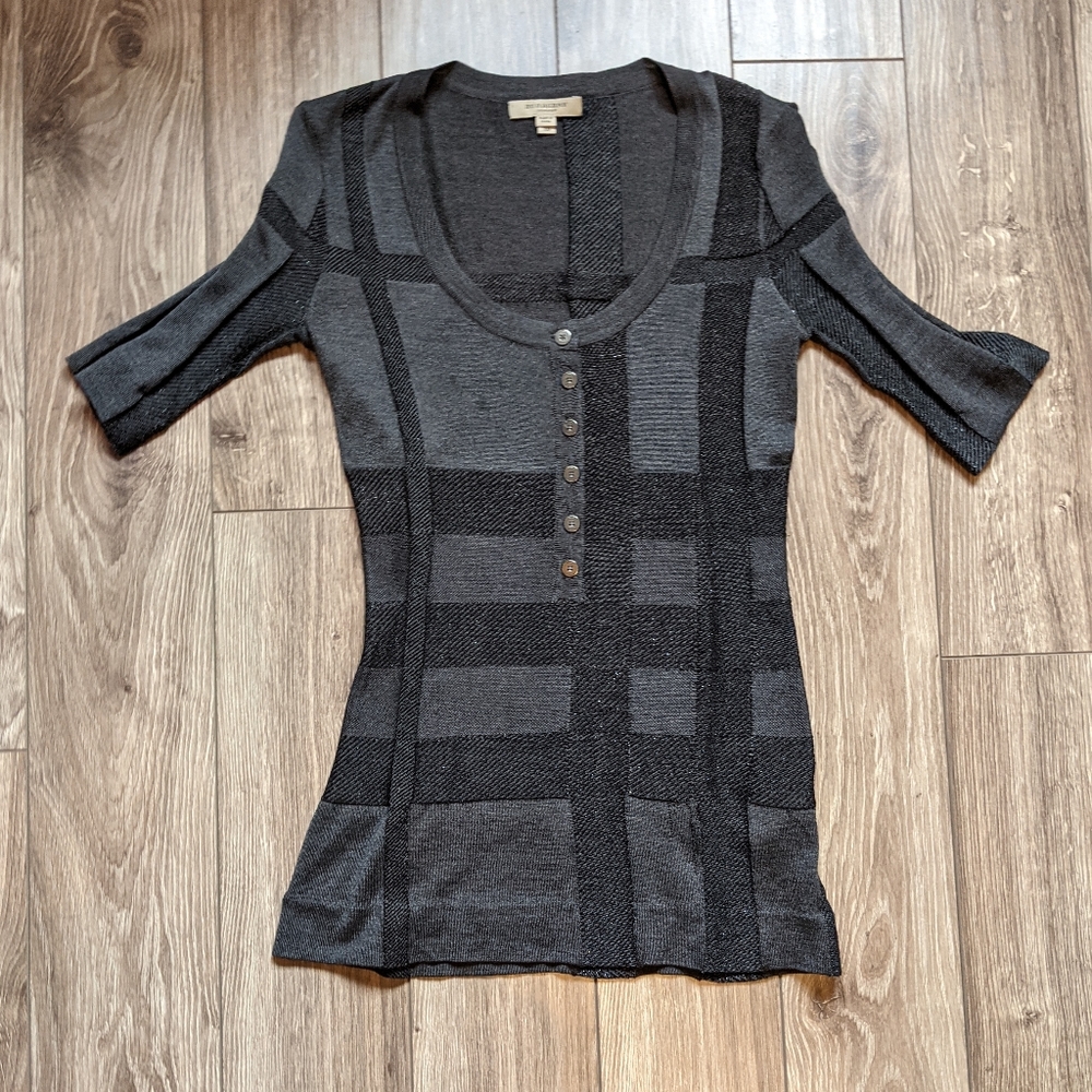 Used (XS) - BURBERRY Silk + Lurex Mid Length Sleeve Sweater
